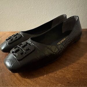 Tory Burch Black Leather Flats with Embellishment crocs